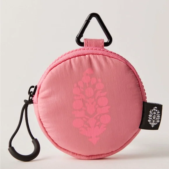 Free People Movement Essentials Only Pouch - Hibiscus - Picture 1 of 5